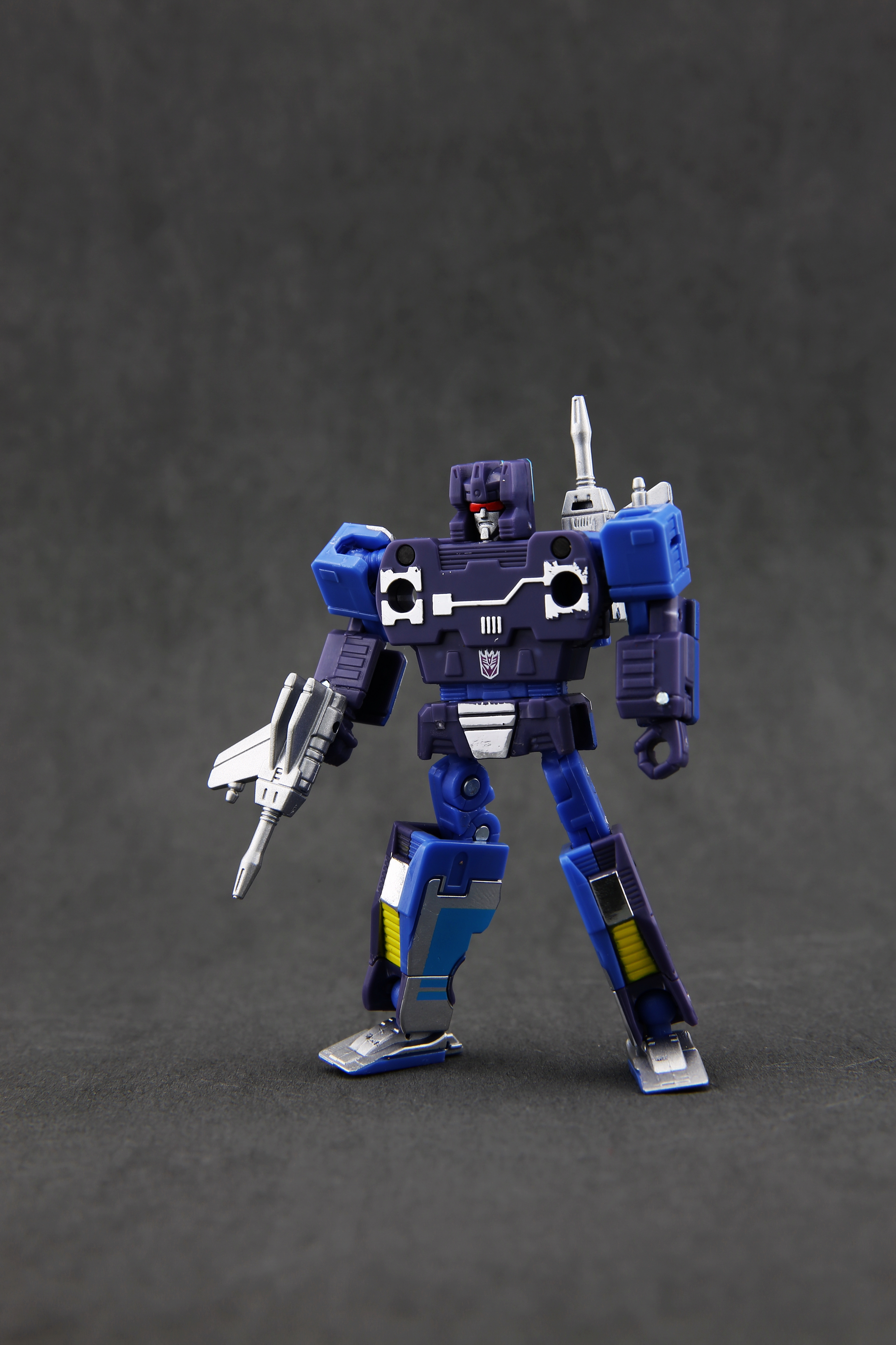 Transformers Masterpiece MP-16 Frenzy and Buzzsaw More BIGGER In